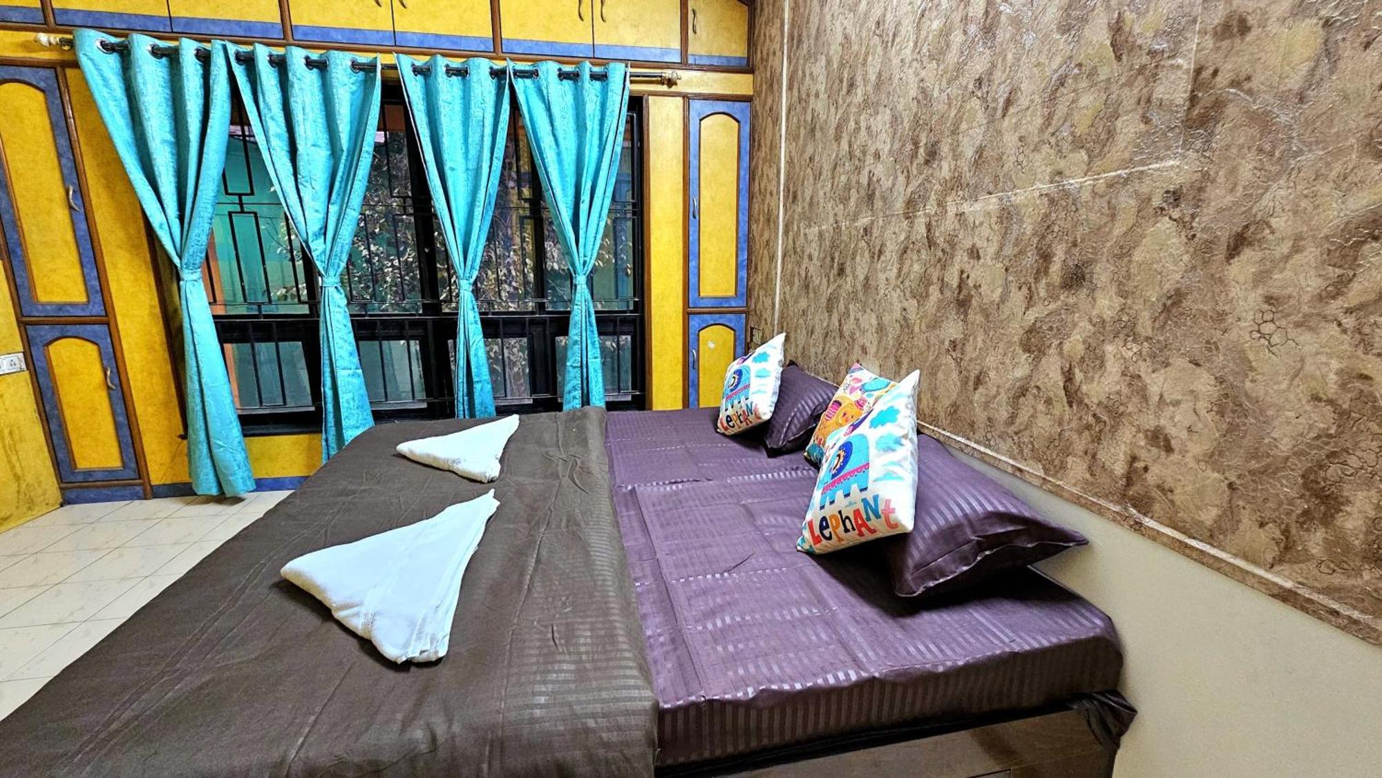 Méribel Village Elephant House - Boutique Hostel & Cowork מראה חיצוני תמונה